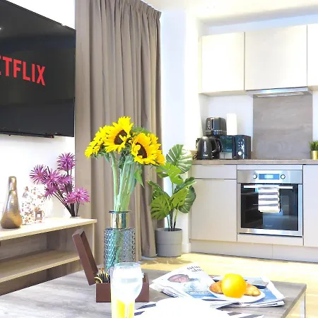 Tudors Esuites Corporate Apartamento *