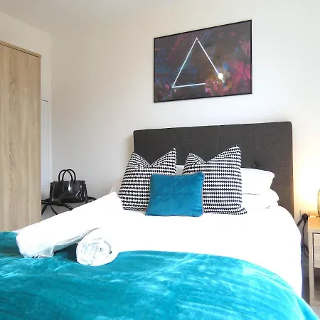 Tudors Esuites Corporate * Birmingam